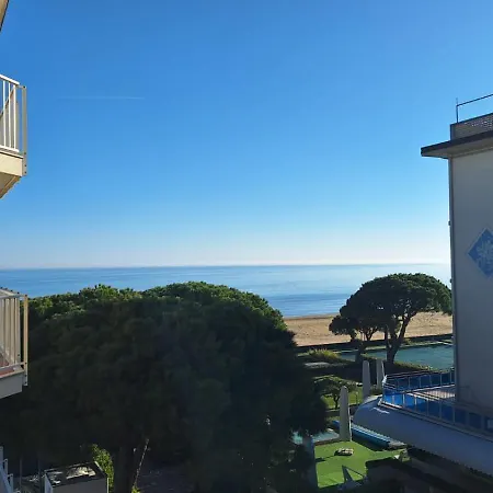 Daire Panfilo Con Piscina Fronte Mare