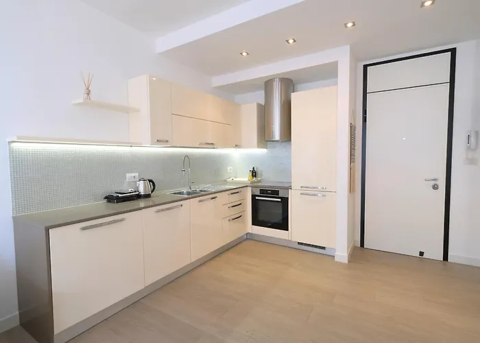 Panfilo Con Piscina Fronte Mare Daire Lido di Jesolo