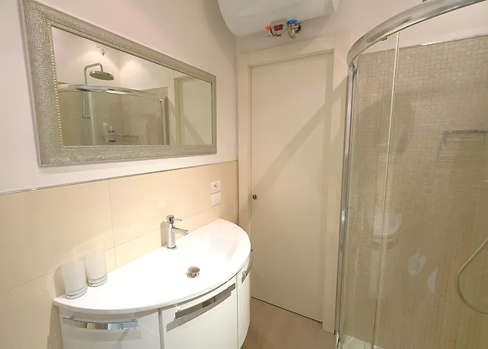 Panfilo Con Piscina Fronte Mare Lido di Jesolo