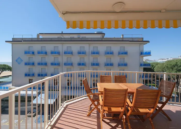 Panfilo Con Piscina Fronte Mare Daire